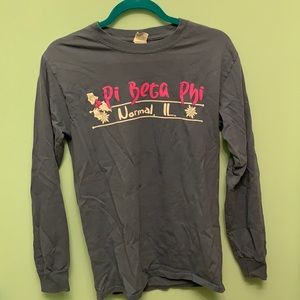 Pi phi holiday shirt size small
